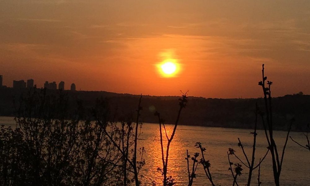 Güneş Batarken Oluşan Kızıllığın Adı Nedir?